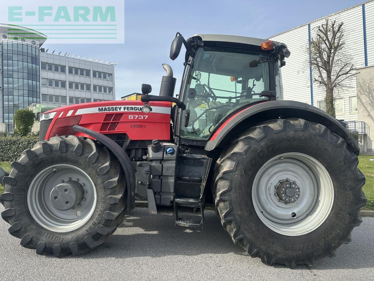 Massey Ferguson mf 8737 - Tracteur agricole: photos 5 Massey Ferguson mf 8737 - Tracteur agricole: photos 5