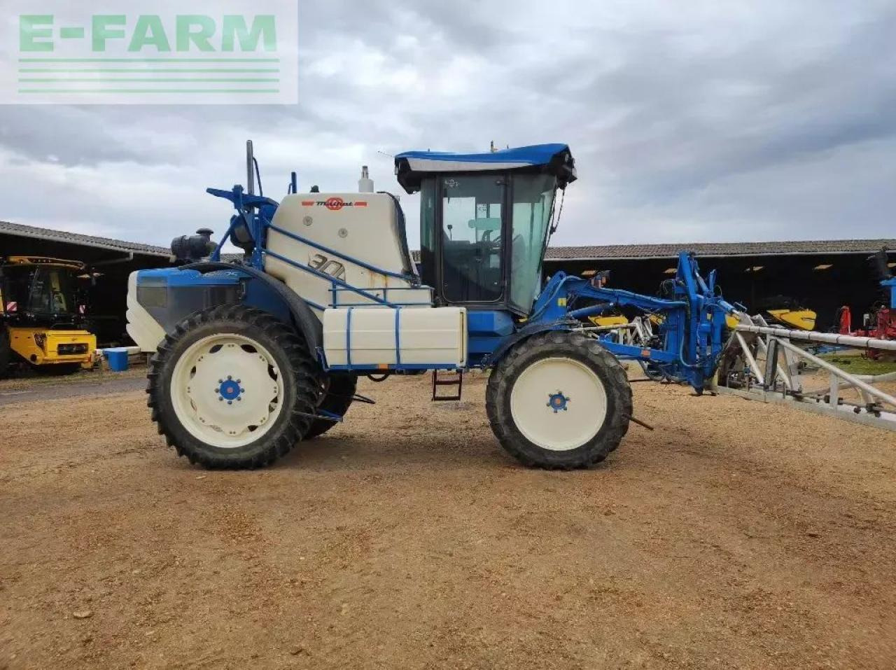 Matrot hellios ii m24 - Pulvérisateur traîné: photos 1 Matrot hellios ii m24 - Pulvérisateur traîné: photos 1