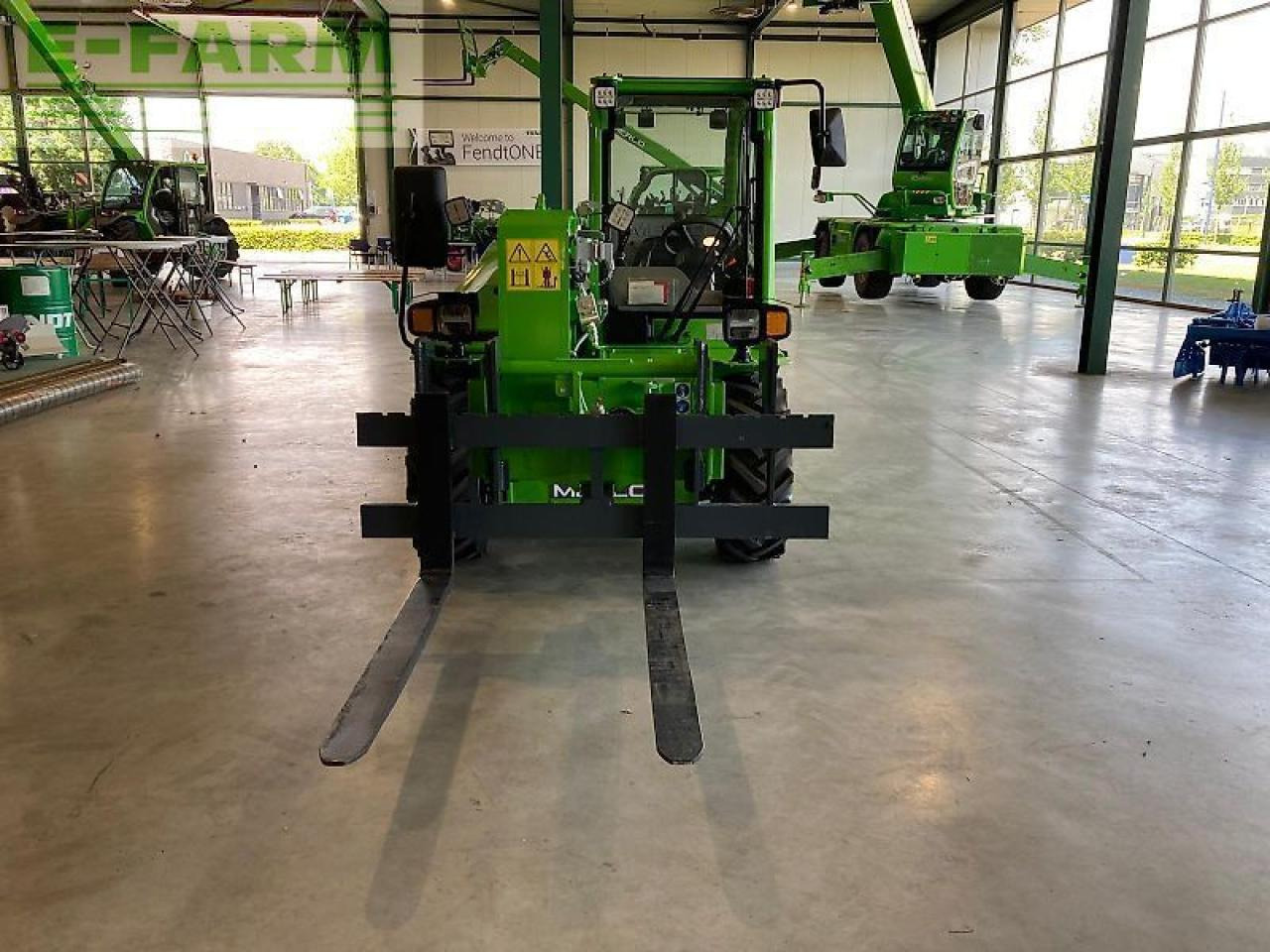 Merlo ew25.5-90 verreiker e-worker - Chariot télescopique: photos 3 Merlo ew25.5-90 verreiker e-worker - Chariot télescopique: photos 3