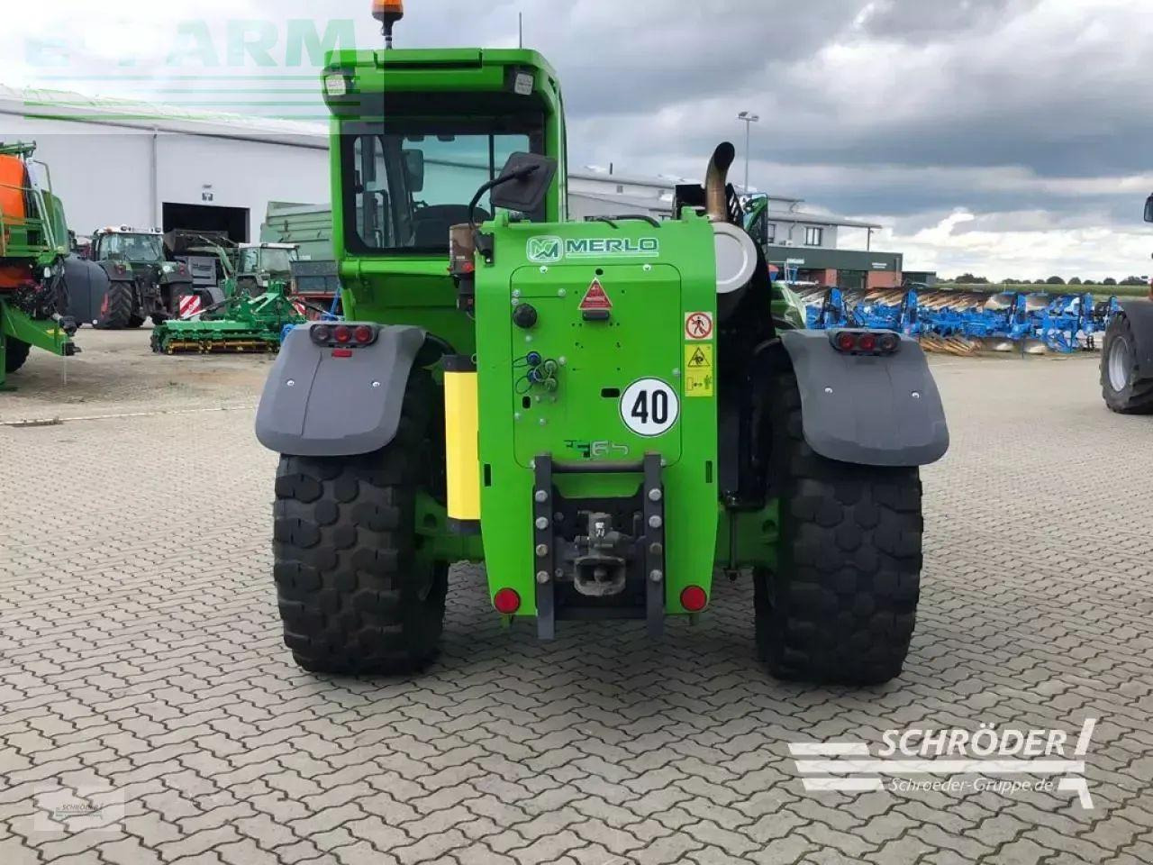 Merlo tf 65.9 tcs - 170 cvtronic - Chariot télescopique: photos 3 Merlo tf 65.9 tcs - 170 cvtronic - Chariot télescopique: photos 3