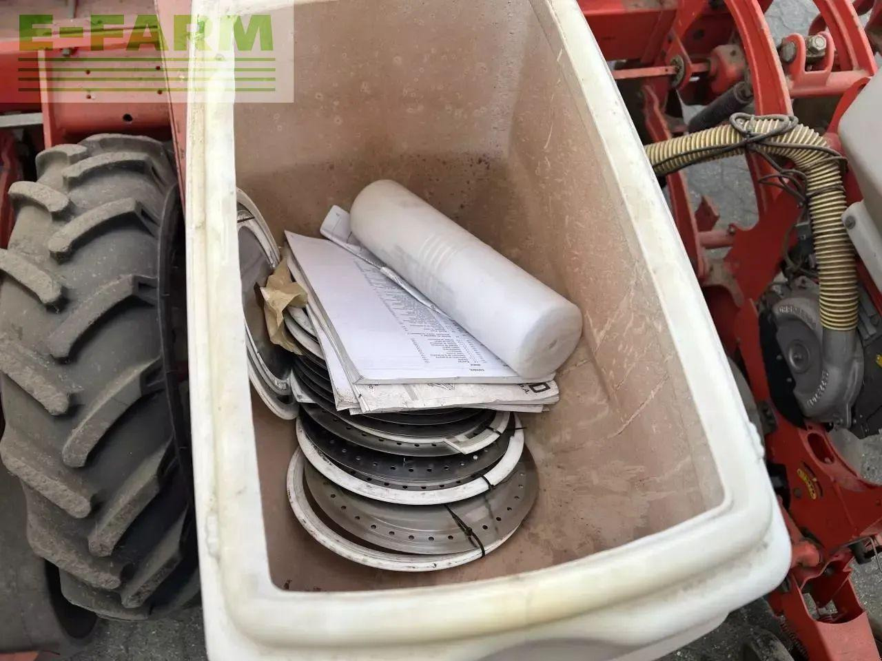 Mustang gaspardo manta - Semoir monograine: photos 5 Mustang gaspardo manta - Semoir monograine: photos 5