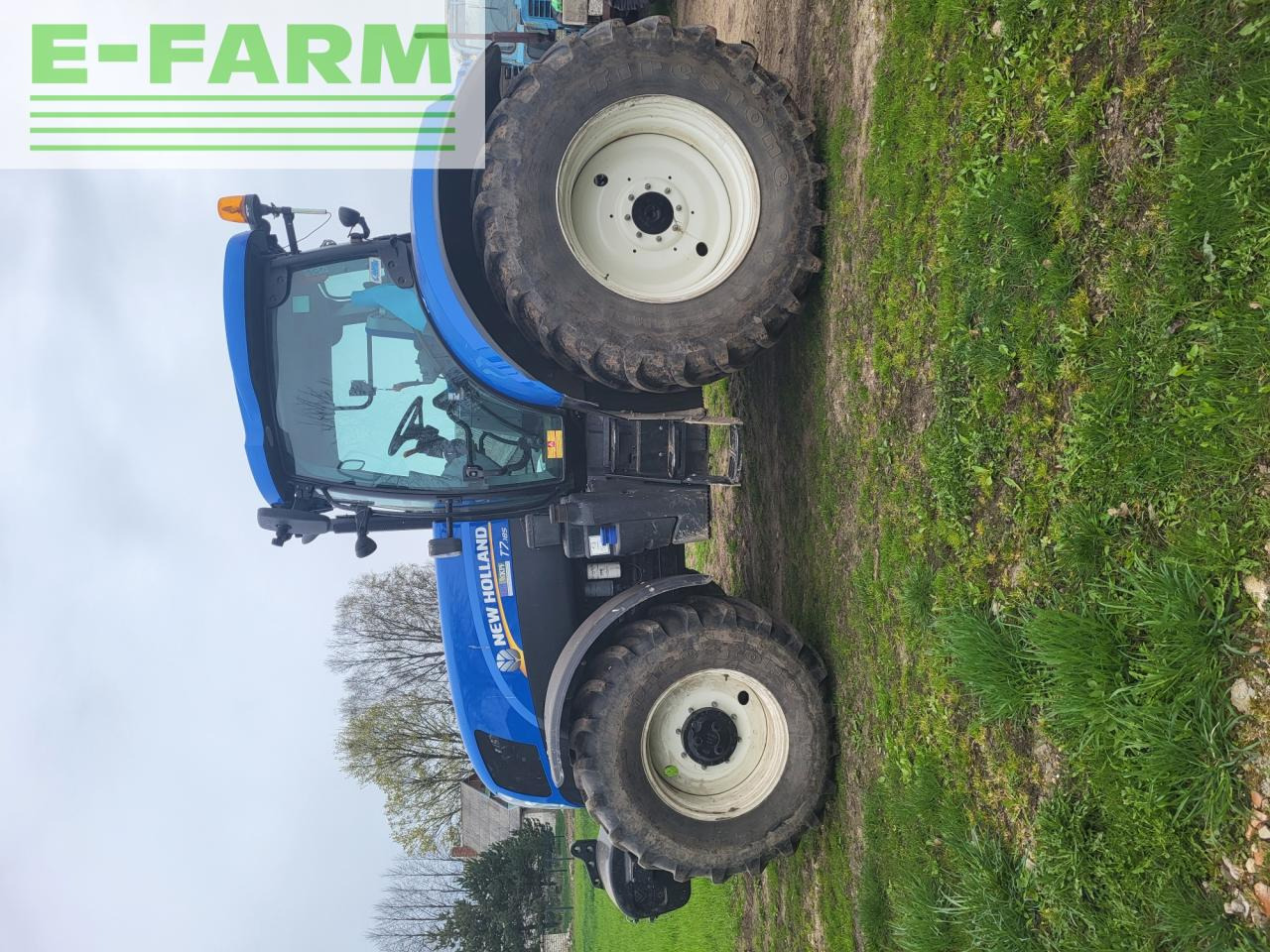 New Holland T 7.185 - Tracteur agricole: photos 2 New Holland T 7.185 - Tracteur agricole: photos 2