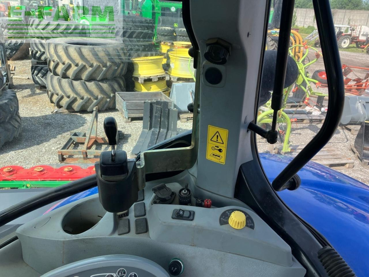 Tracteur agricole New Holland T7.220: photos 13