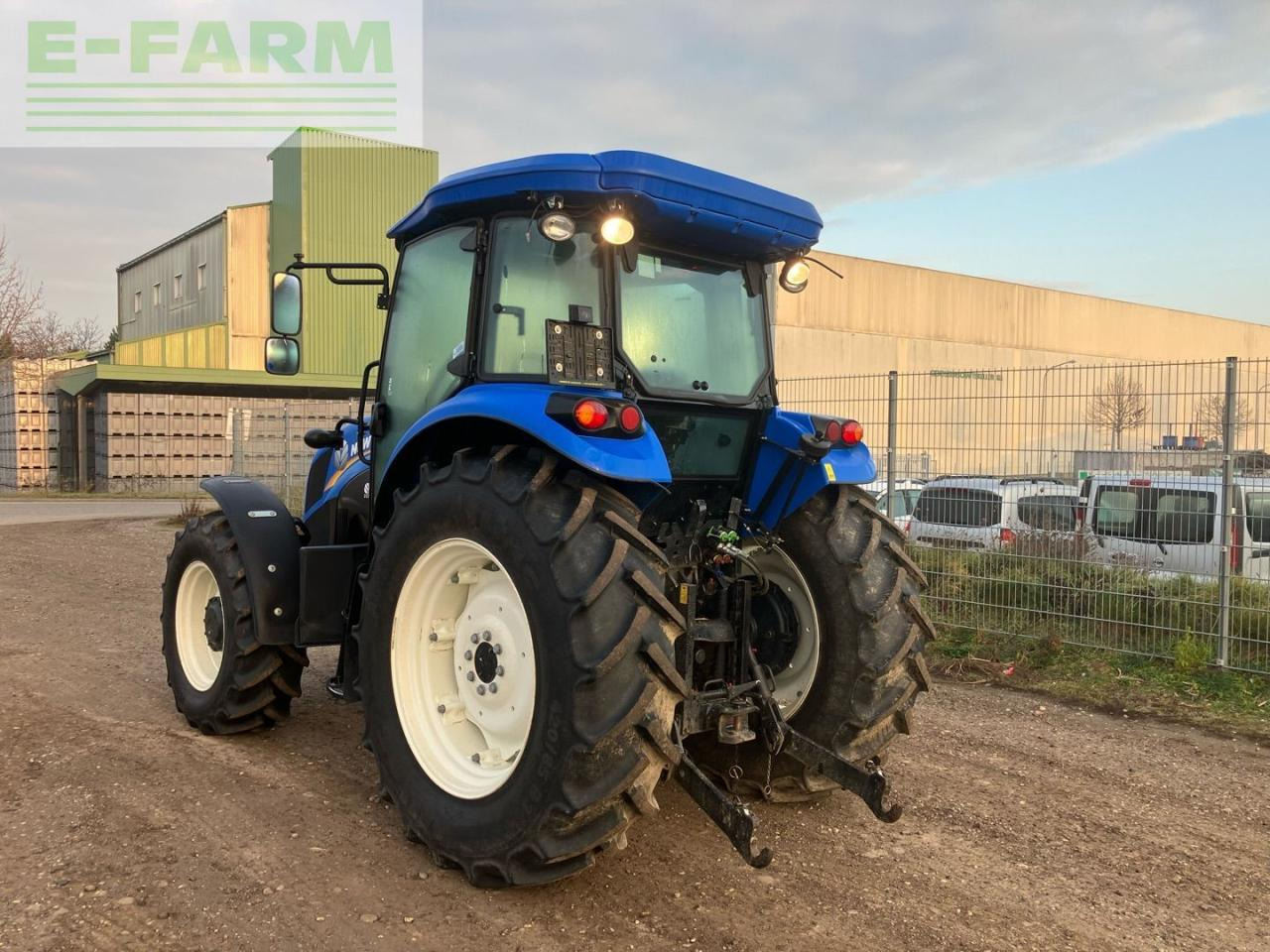 New Holland TD5.85 - Tracteur agricole: photos 5 New Holland TD5.85 - Tracteur agricole: photos 5