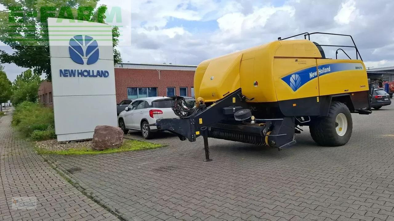 New Holland bb 9070 / bb9070 - Presse à balles cubiques: photos 1 New Holland bb 9070 / bb9070 - Presse à balles cubiques: photos 1