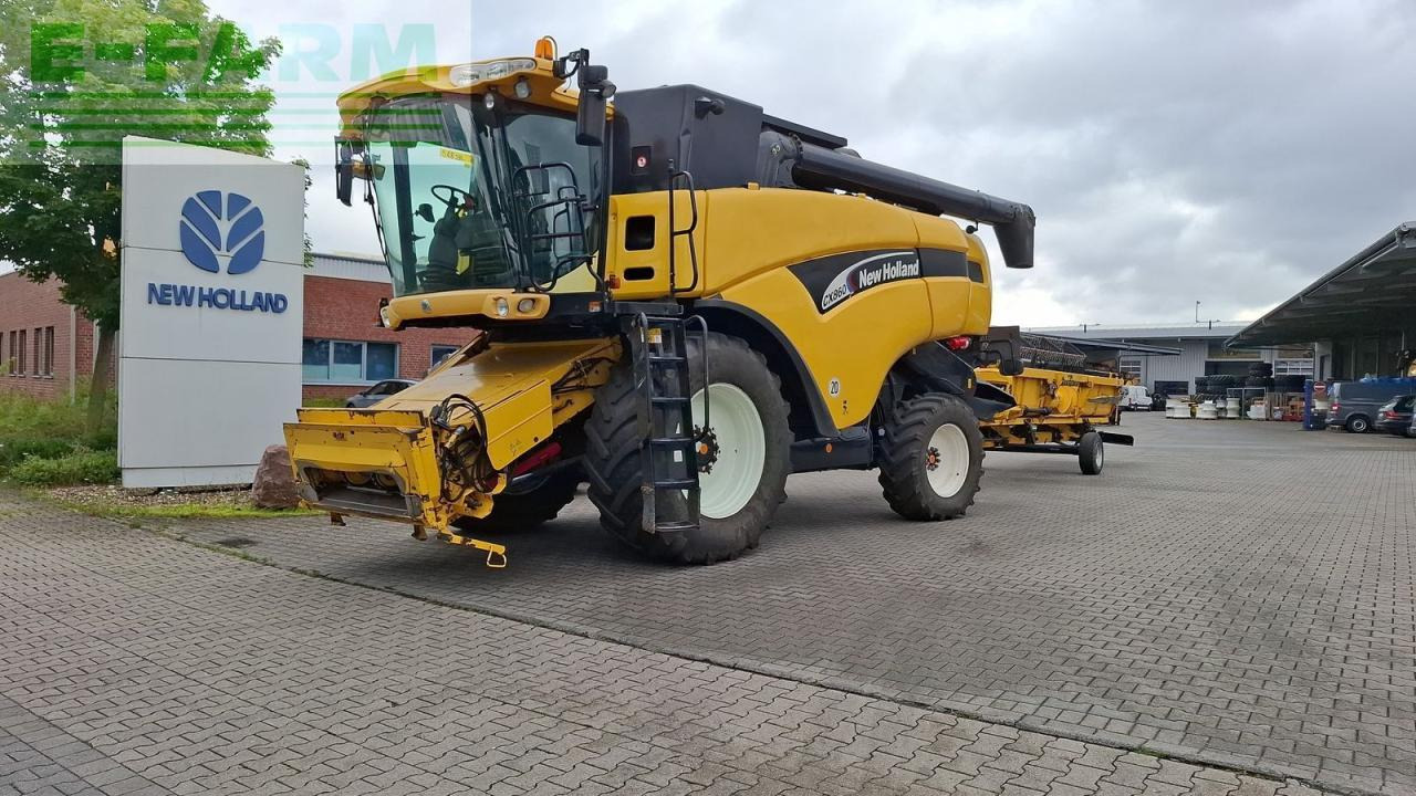 New Holland cx 860 / cx860 4x4 allrad - Moissonneuse-batteuse: photos 1 New Holland cx 860 / cx860 4x4 allrad - Moissonneuse-batteuse: photos 1