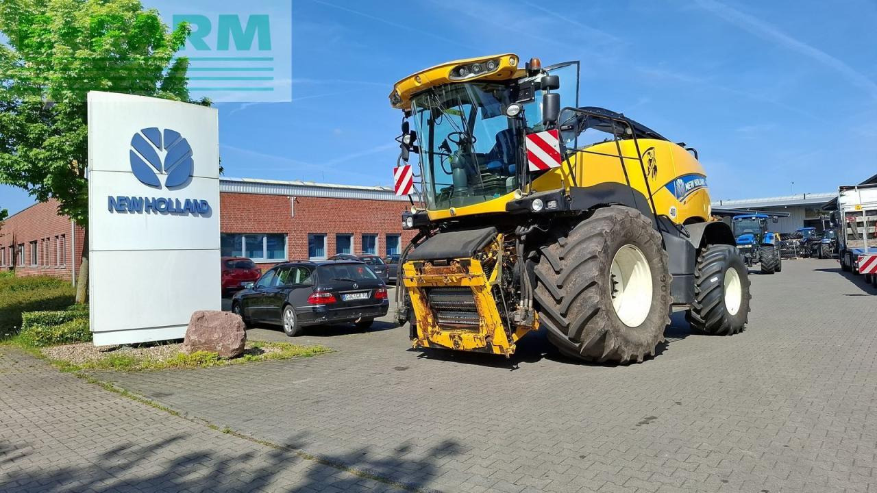 New Holland fr 700 / fr700 - Ensileuse: photos 2 New Holland fr 700 / fr700 - Ensileuse: photos 2
