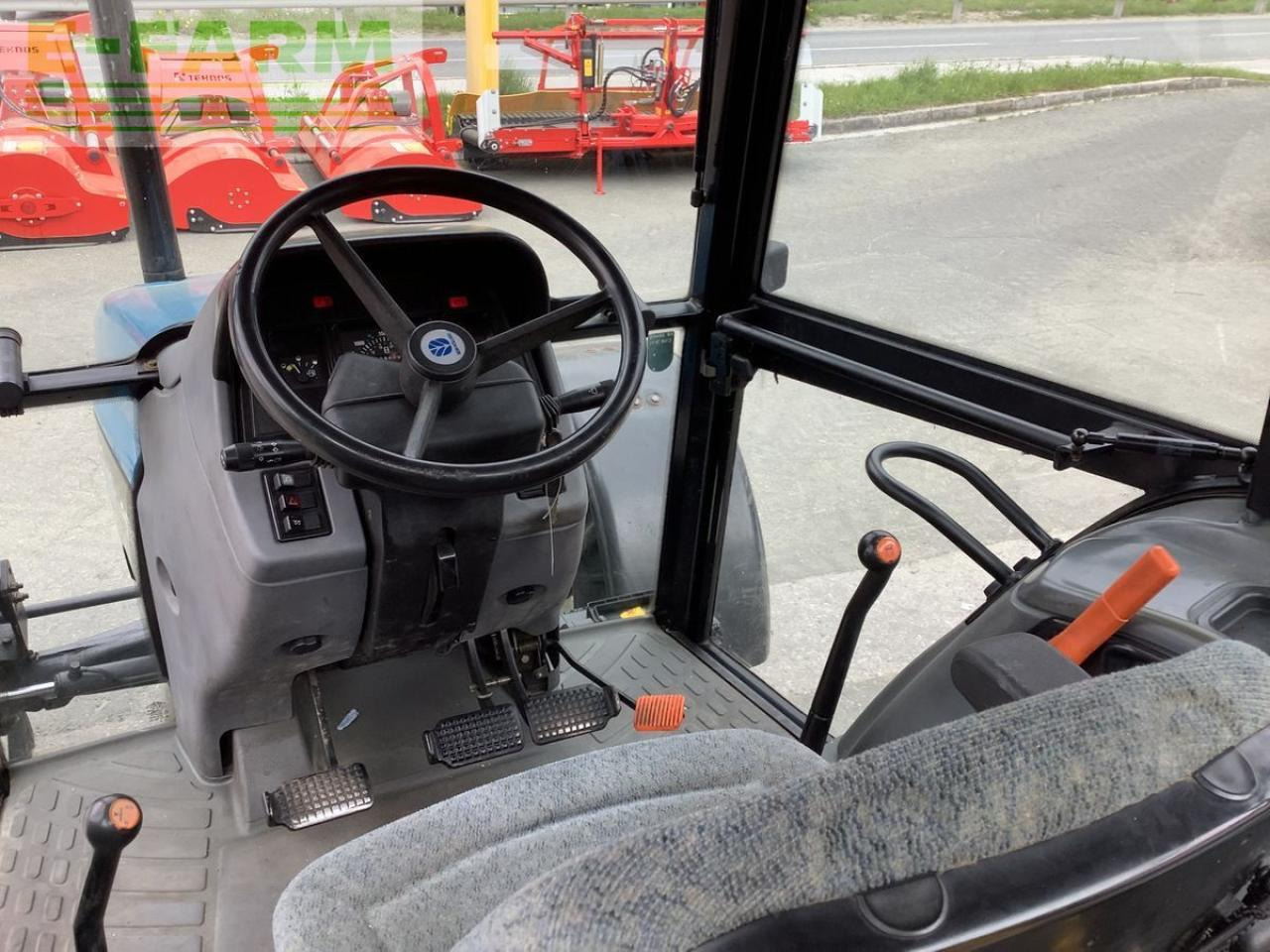 Tracteur agricole New Holland l 65 dt / 4835 de luxe: photos 9