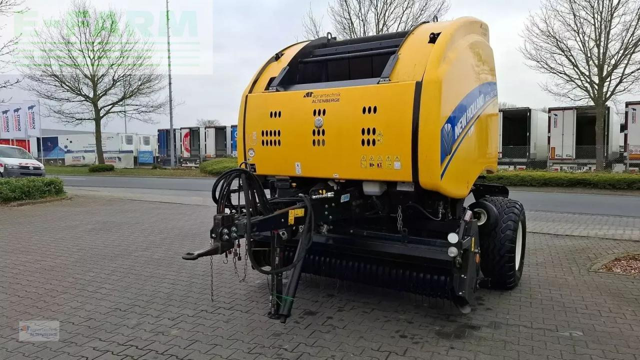 New Holland rb 180 - Presse à balles cubiques: photos 3 New Holland rb 180 - Presse à balles cubiques: photos 3