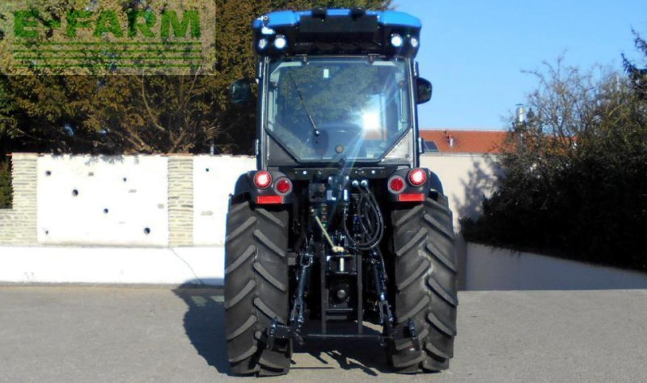 New Holland t4.100 f (stage v) F - Tracteur agricole: photos 5 New Holland t4.100 f (stage v) F - Tracteur agricole: photos 5