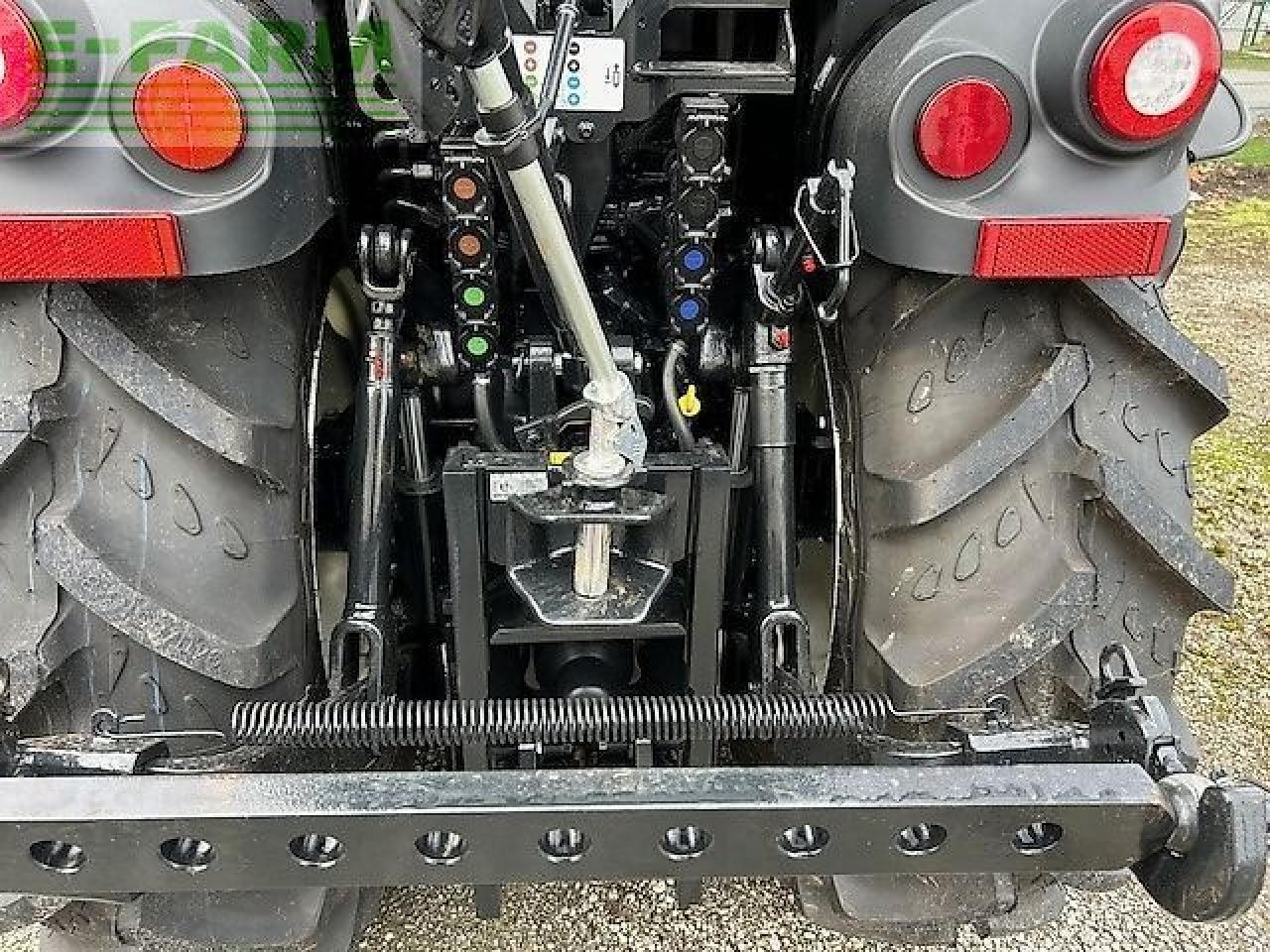 Tracteur agricole New Holland t4.100 n my19 N: photos 8