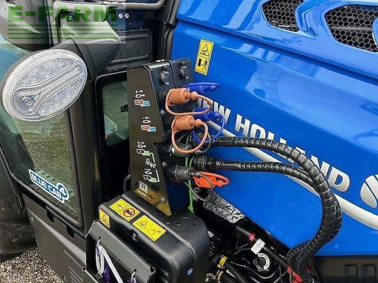 Tracteur agricole New Holland t4.100 n my19 N: photos 7