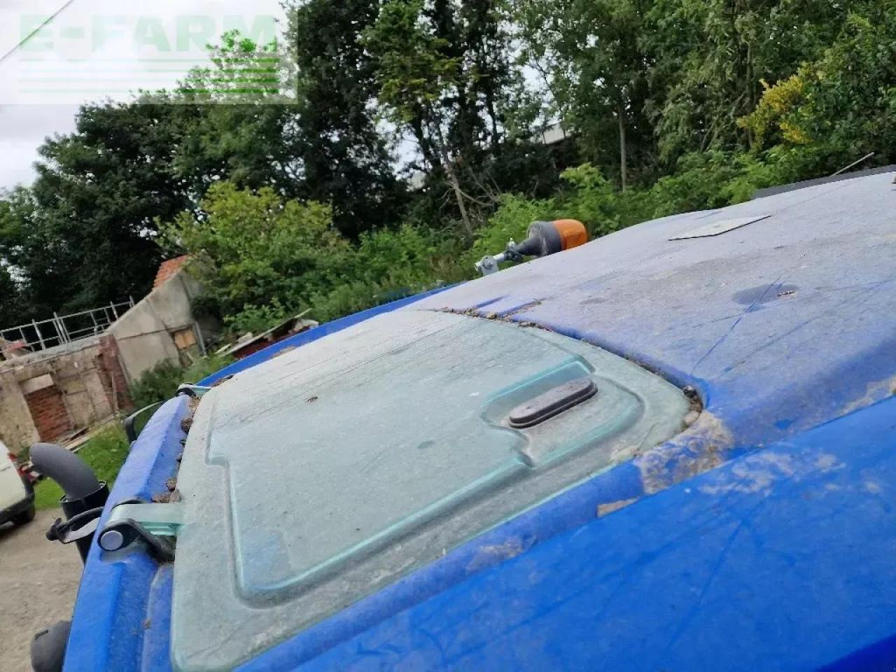 Tracteur agricole New Holland t5-100 dc: photos 8 Tracteur agricole New Holland t5-100 dc: photos 8