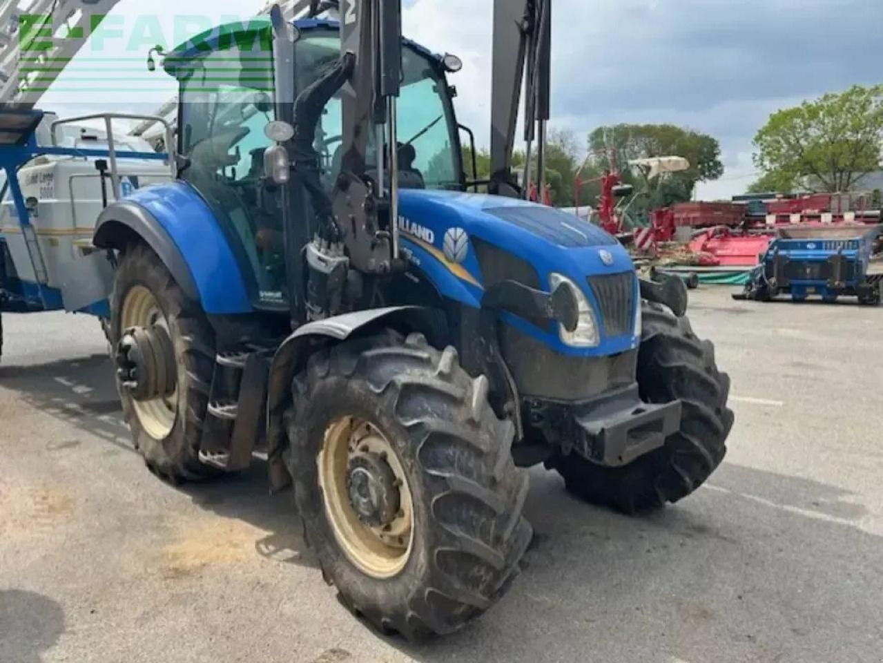 New Holland t5.105 ec EC - Tracteur agricole: photos 3 New Holland t5.105 ec EC - Tracteur agricole: photos 3