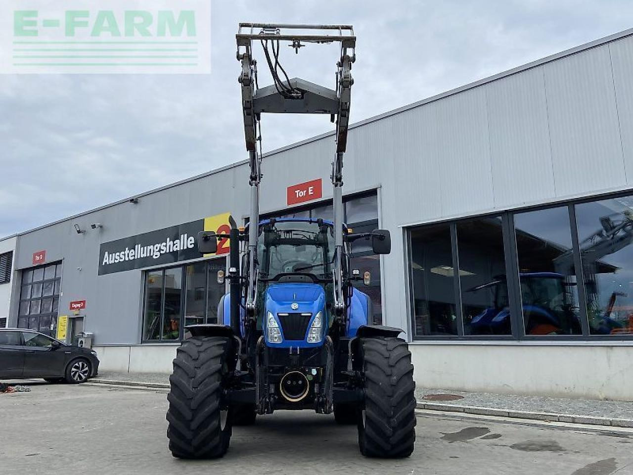 New Holland t5.105 electro command - Tracteur agricole: photos 4 New Holland t5.105 electro command - Tracteur agricole: photos 4