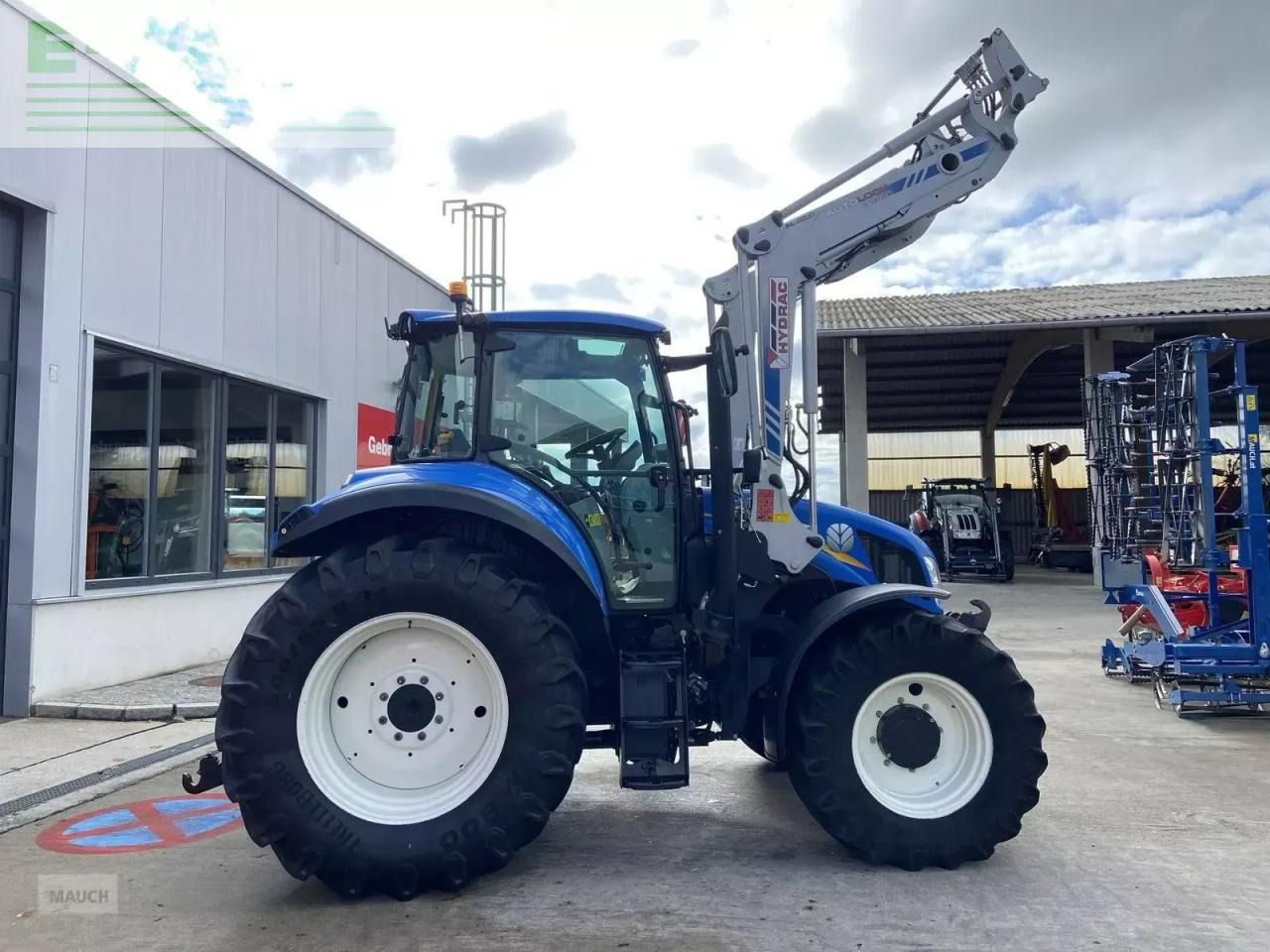New Holland t5.105 electro command - Tracteur agricole: photos 4 New Holland t5.105 electro command - Tracteur agricole: photos 4