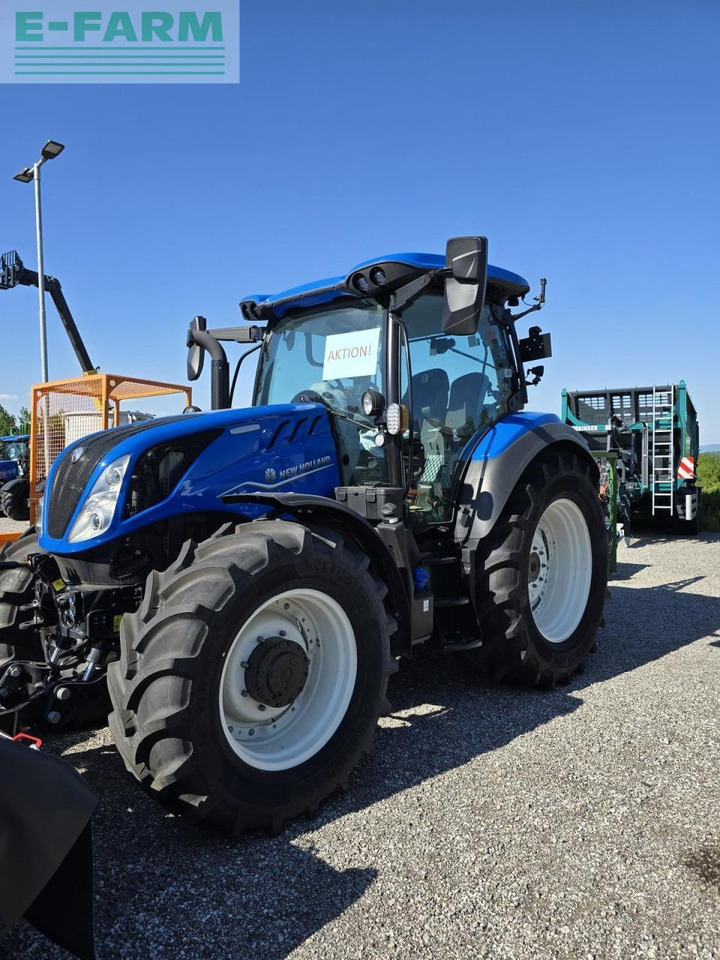 New Holland t5.120 dynamic command (stage v) - Tracteur agricole: photos 2 New Holland t5.120 dynamic command (stage v) - Tracteur agricole: photos 2