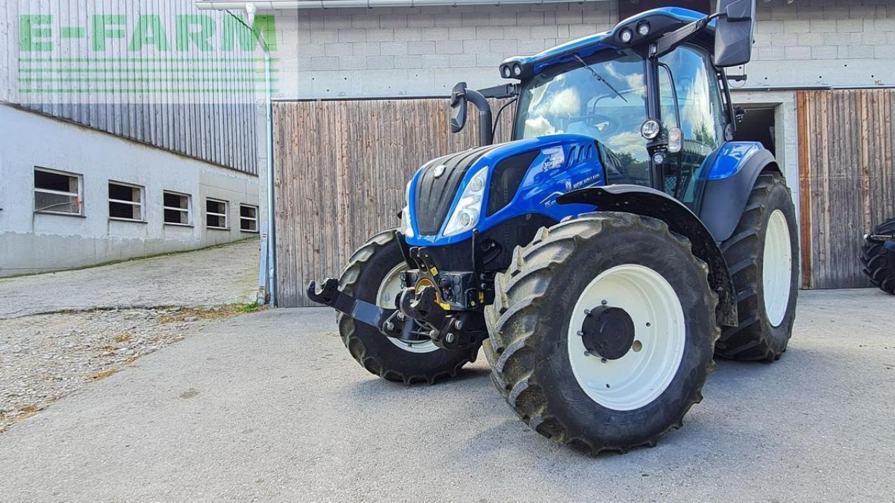 New Holland t5.120 dynamic command (stage v) - Tracteur agricole: photos 3 New Holland t5.120 dynamic command (stage v) - Tracteur agricole: photos 3