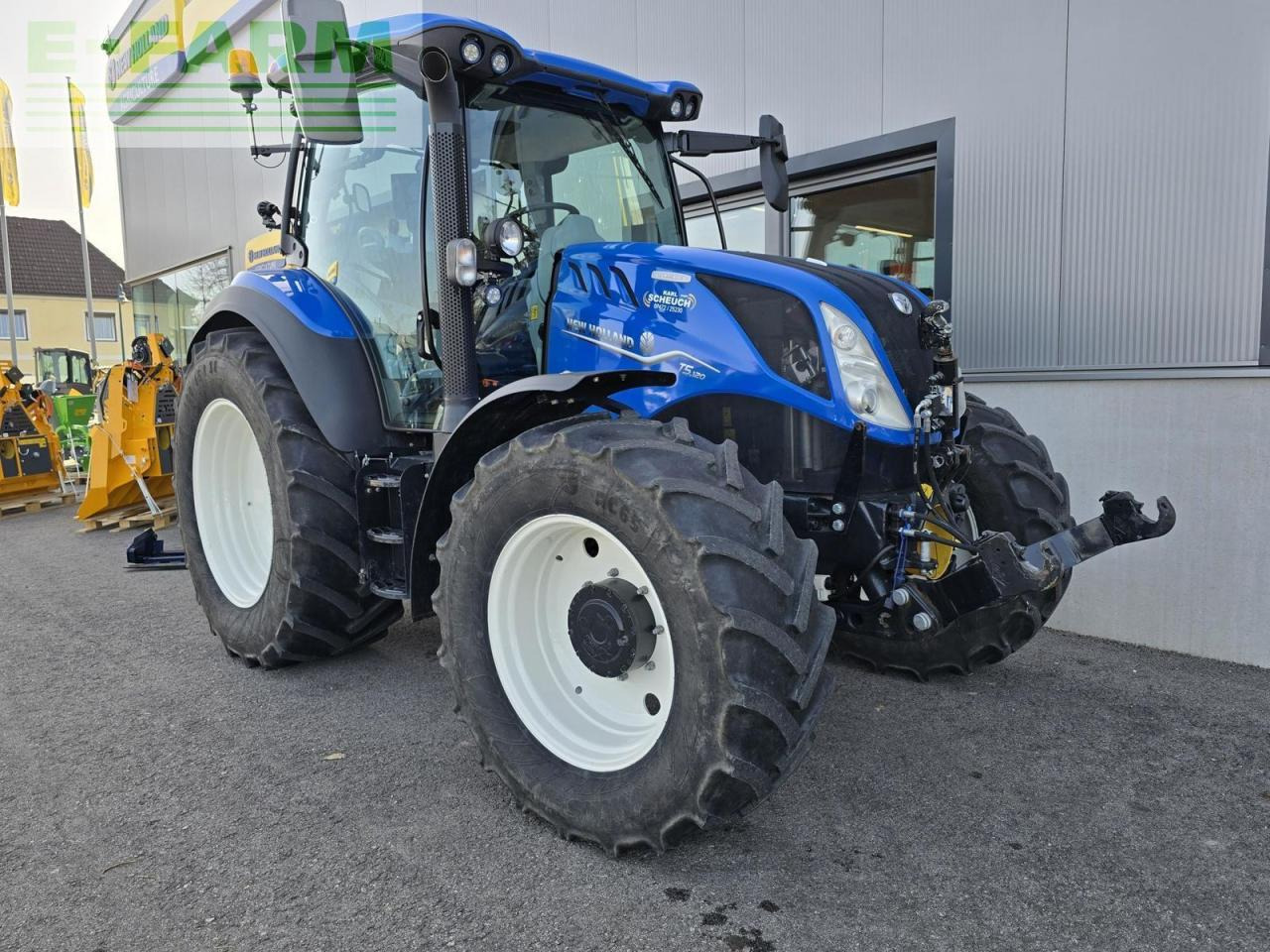 New Holland t5.120 dynamic command (stage v) - Tracteur agricole: photos 1 New Holland t5.120 dynamic command (stage v) - Tracteur agricole: photos 1