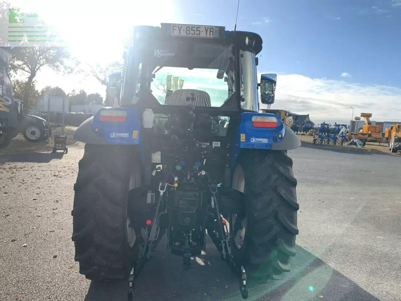 New Holland t5 85 - Tracteur agricole: photos 5 New Holland t5 85 - Tracteur agricole: photos 5