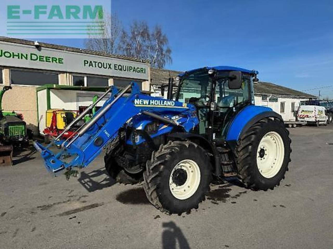 New Holland t5.95 - Tracteur agricole: photos 1 New Holland t5.95 - Tracteur agricole: photos 1