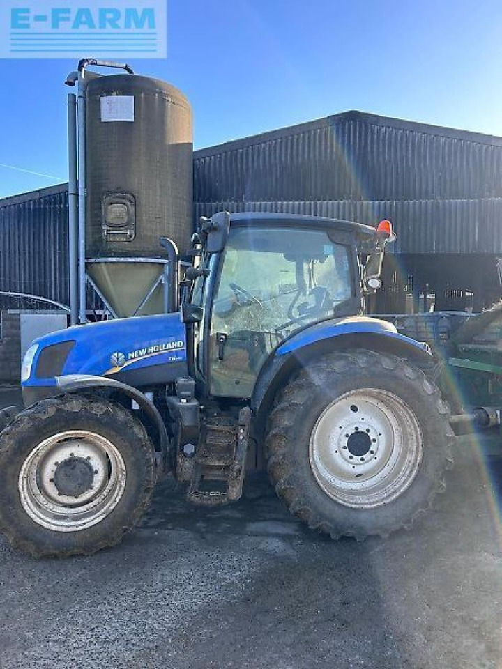 New Holland t6.140 - Tracteur agricole: photos 2 New Holland t6.140 - Tracteur agricole: photos 2
