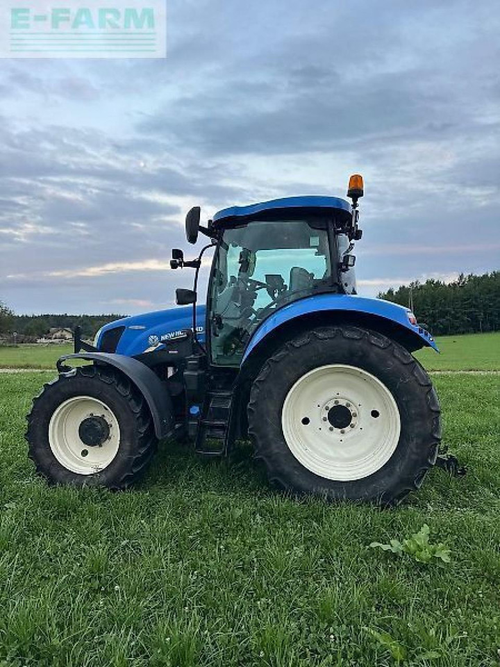 New Holland t6.140 auto command - Tracteur agricole: photos 2 New Holland t6.140 auto command - Tracteur agricole: photos 2