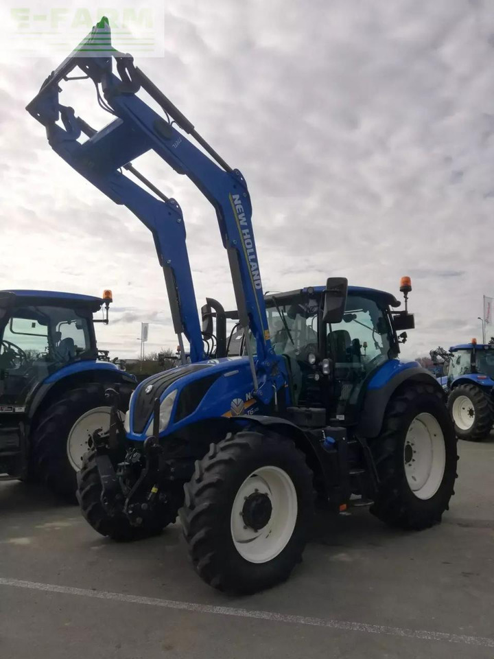 New Holland t6.145 dynamic command - Tracteur agricole: photos 1 New Holland t6.145 dynamic command - Tracteur agricole: photos 1
