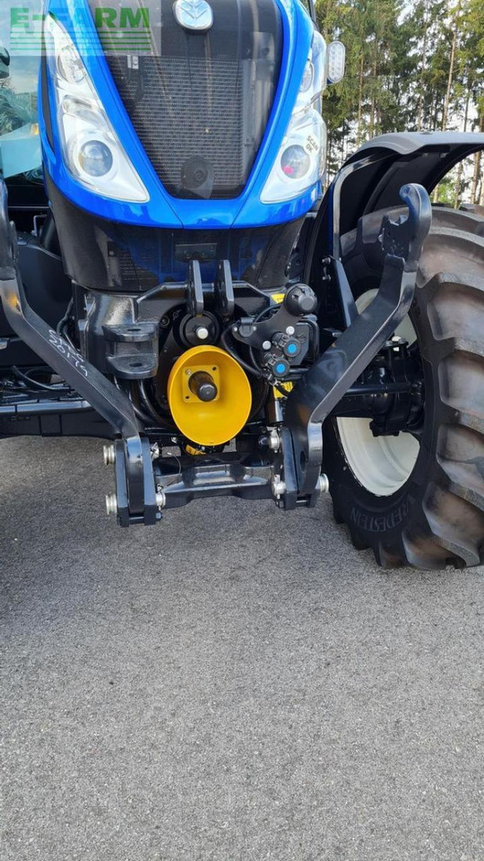 New Holland t6.160 dynamic command sidewinder ii (stage v) SideWinder II - Tracteur agricole: photos 4 New Holland t6.160 dynamic command sidewinder ii (stage v) SideWinder II - Tracteur agricole: photos 4