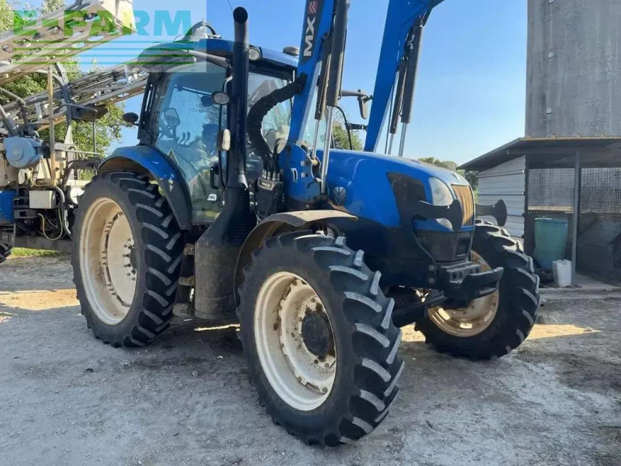 New Holland t6.165 ec - Tracteur agricole: photos 1 New Holland t6.165 ec - Tracteur agricole: photos 1