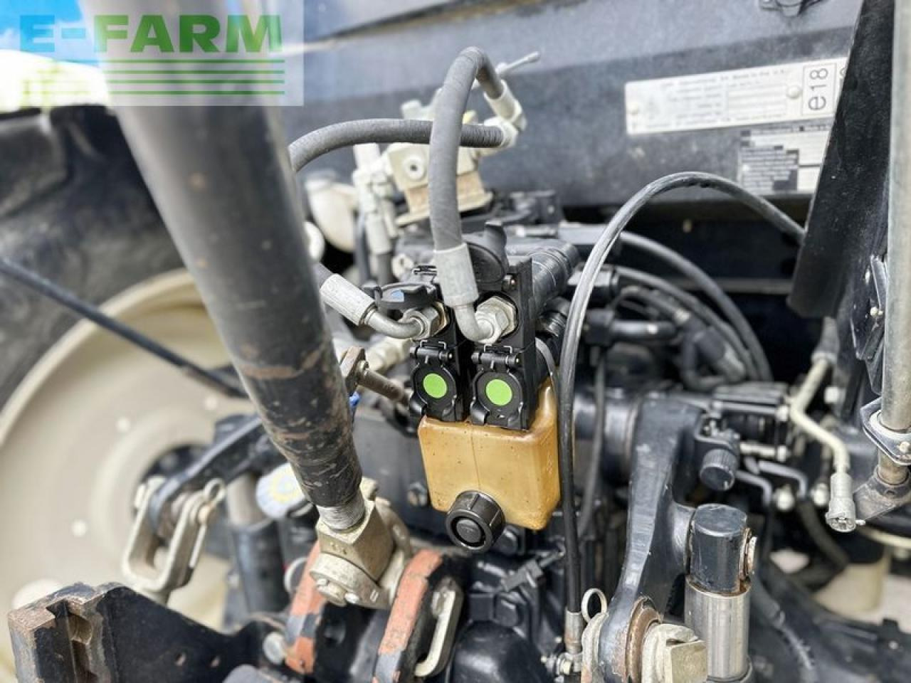 Tracteur agricole New Holland t6020 delta Delta: photos 8