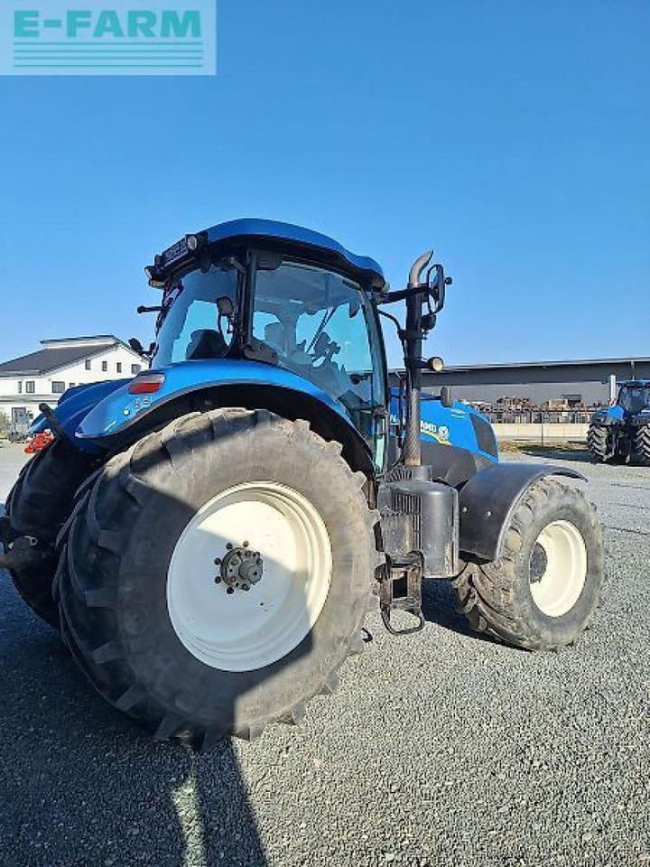 New Holland t7.210 ac - Tracteur agricole: photos 2 New Holland t7.210 ac - Tracteur agricole: photos 2