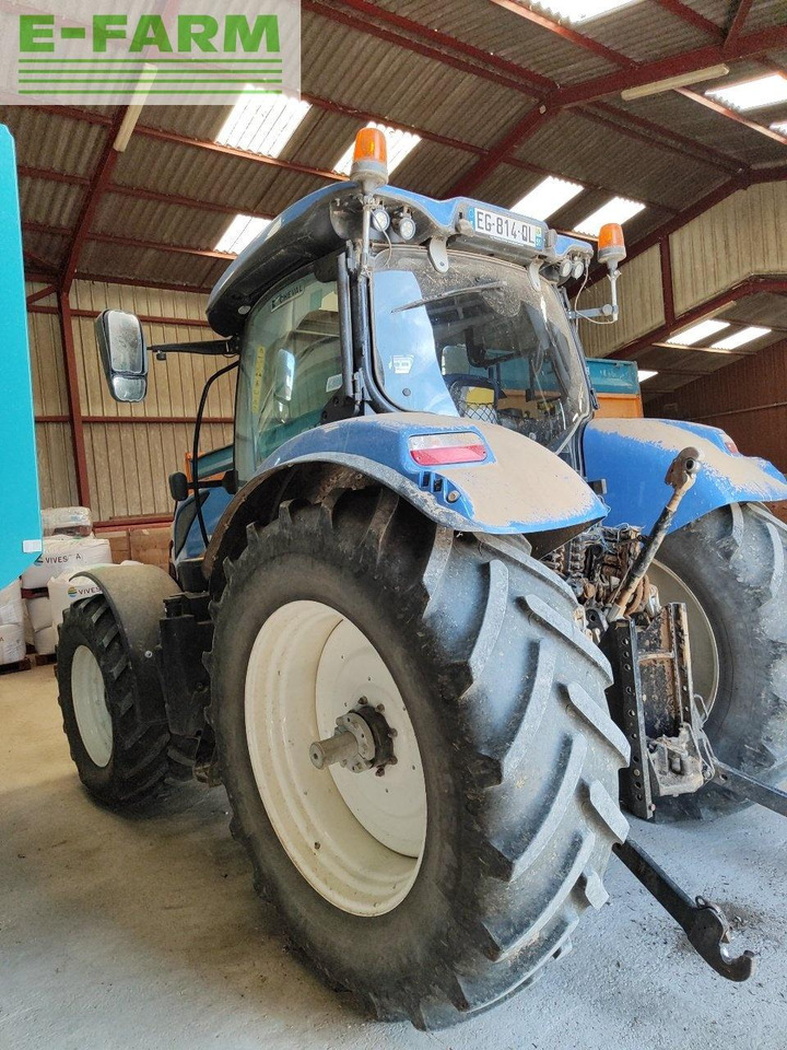 New Holland t7.210 pc classic - Tracteur agricole: photos 4 New Holland t7.210 pc classic - Tracteur agricole: photos 4