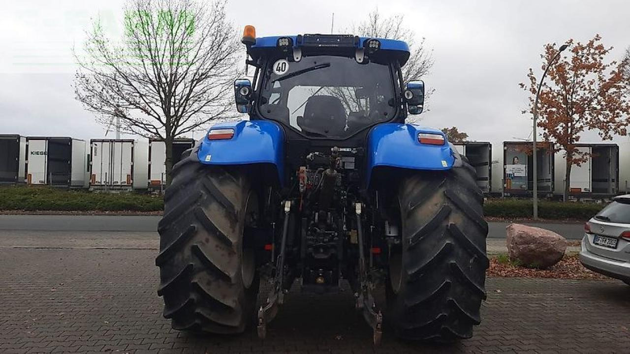 New Holland t7.220 ac - Tracteur agricole: photos 5 New Holland t7.220 ac - Tracteur agricole: photos 5