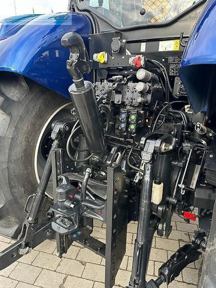 Tracteur agricole New Holland t7.270: photos 8 Tracteur agricole New Holland t7.270: photos 8