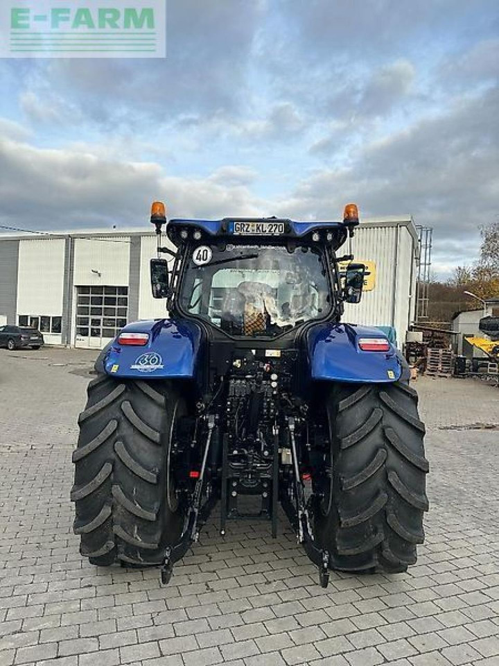Tracteur agricole New Holland t7.270: photos 6 Tracteur agricole New Holland t7.270: photos 6