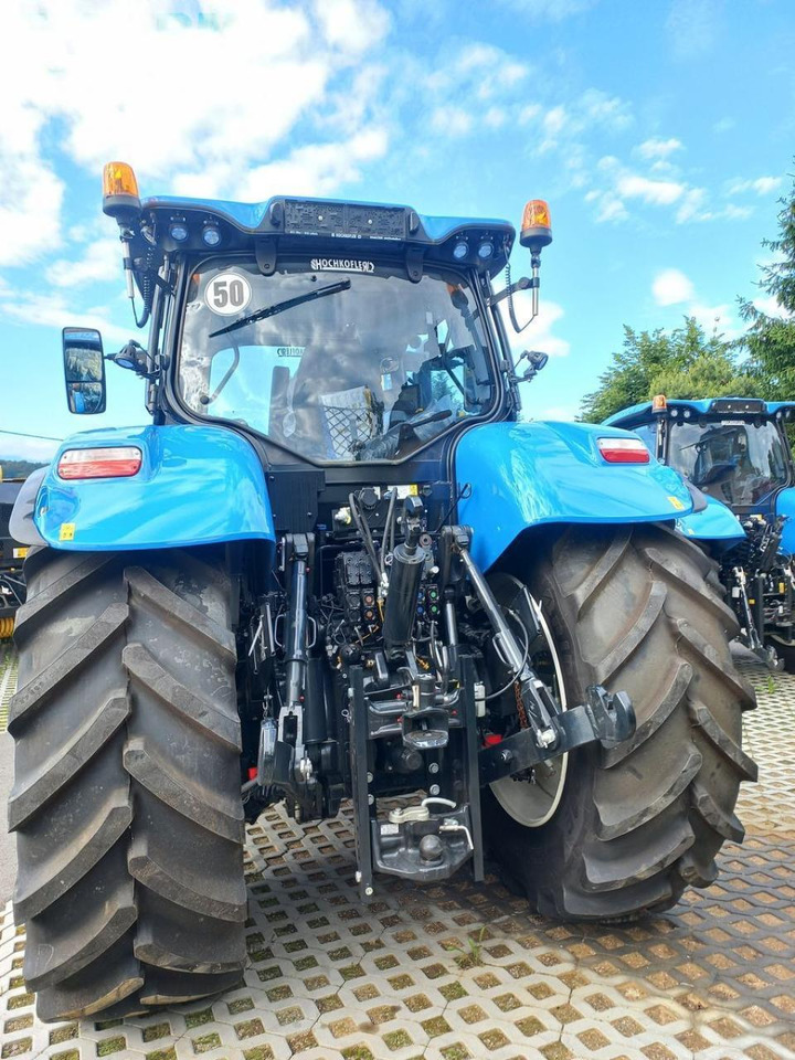 New Holland t7.270 auto command sidewinder ii (stage v) - Tracteur agricole: photos 3 New Holland t7.270 auto command sidewinder ii (stage v) - Tracteur agricole: photos 3