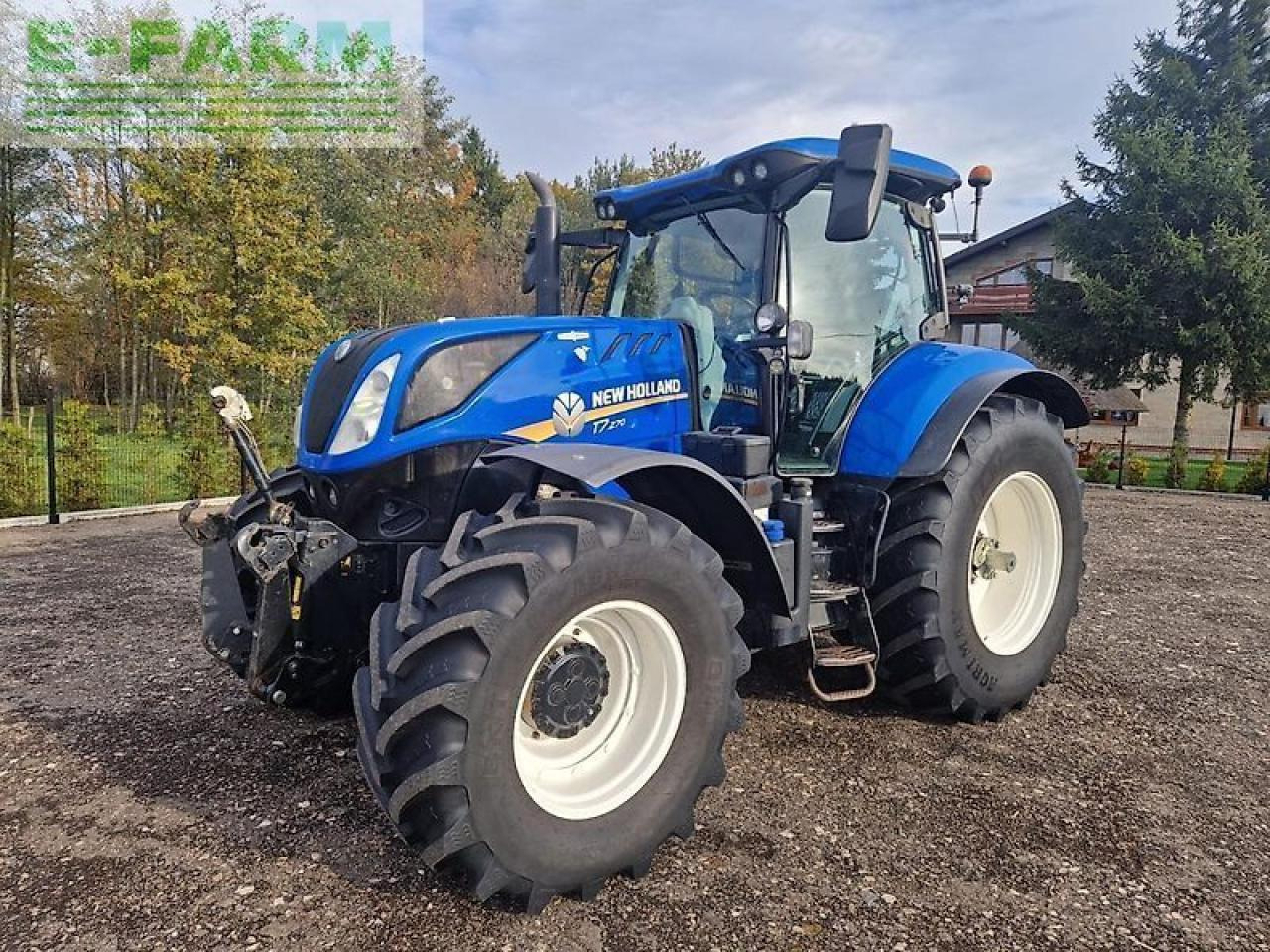 New Holland t7.270 autocommand - Tracteur agricole: photos 1 New Holland t7.270 autocommand - Tracteur agricole: photos 1