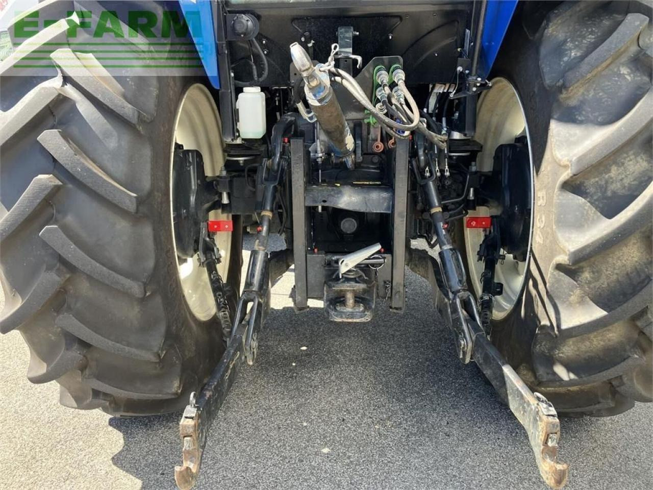 Tracteur agricole New Holland td5.85: photos 12