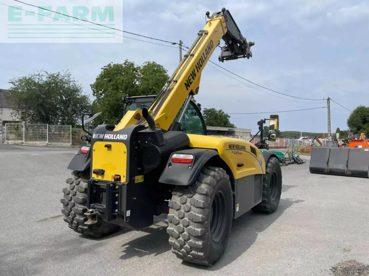 New Holland th 7.37 elite - Chariot télescopique: photos 2 New Holland th 7.37 elite - Chariot télescopique: photos 2