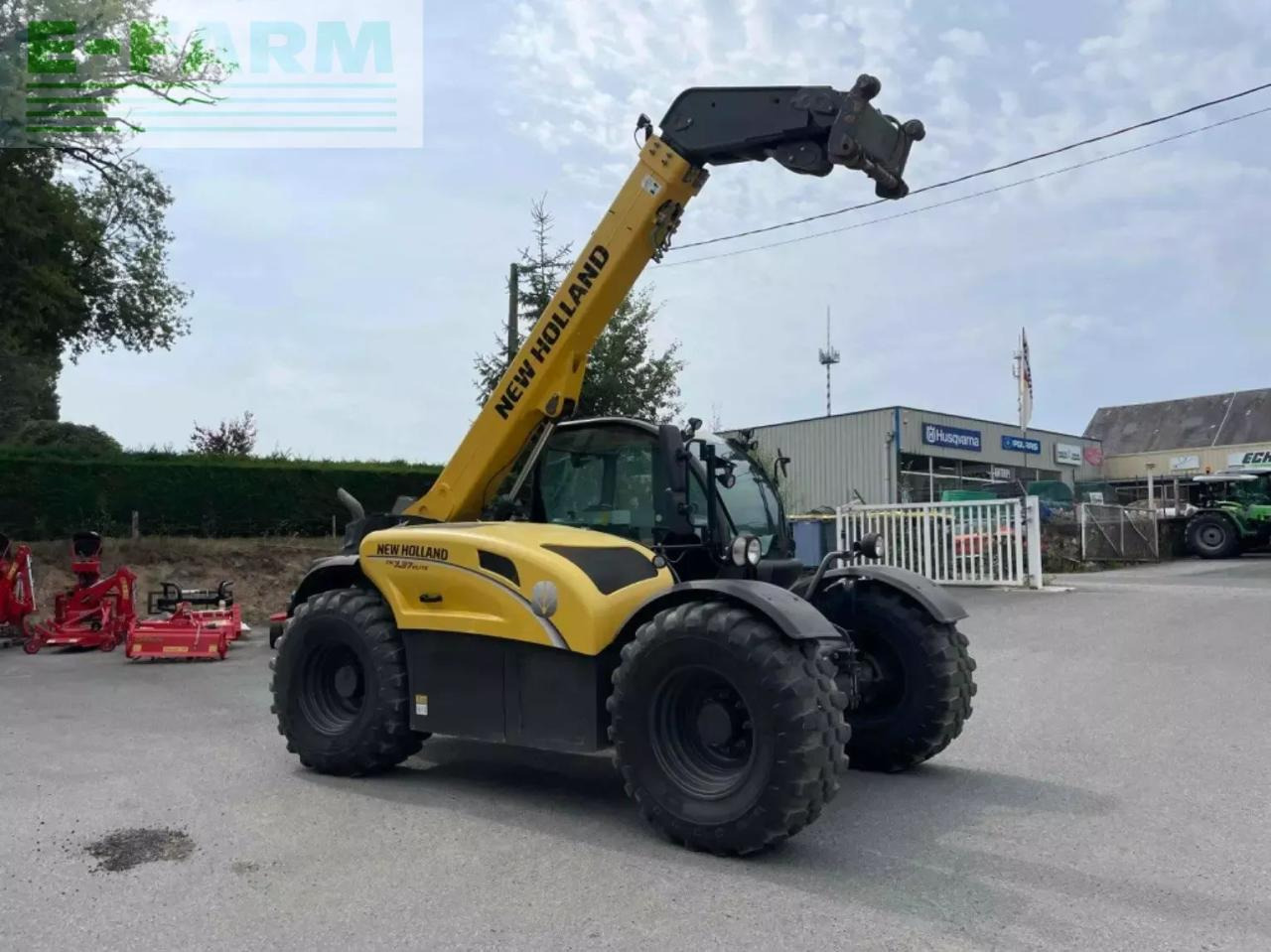 New Holland th 7.37 elite - Chariot télescopique: photos 3 New Holland th 7.37 elite - Chariot télescopique: photos 3