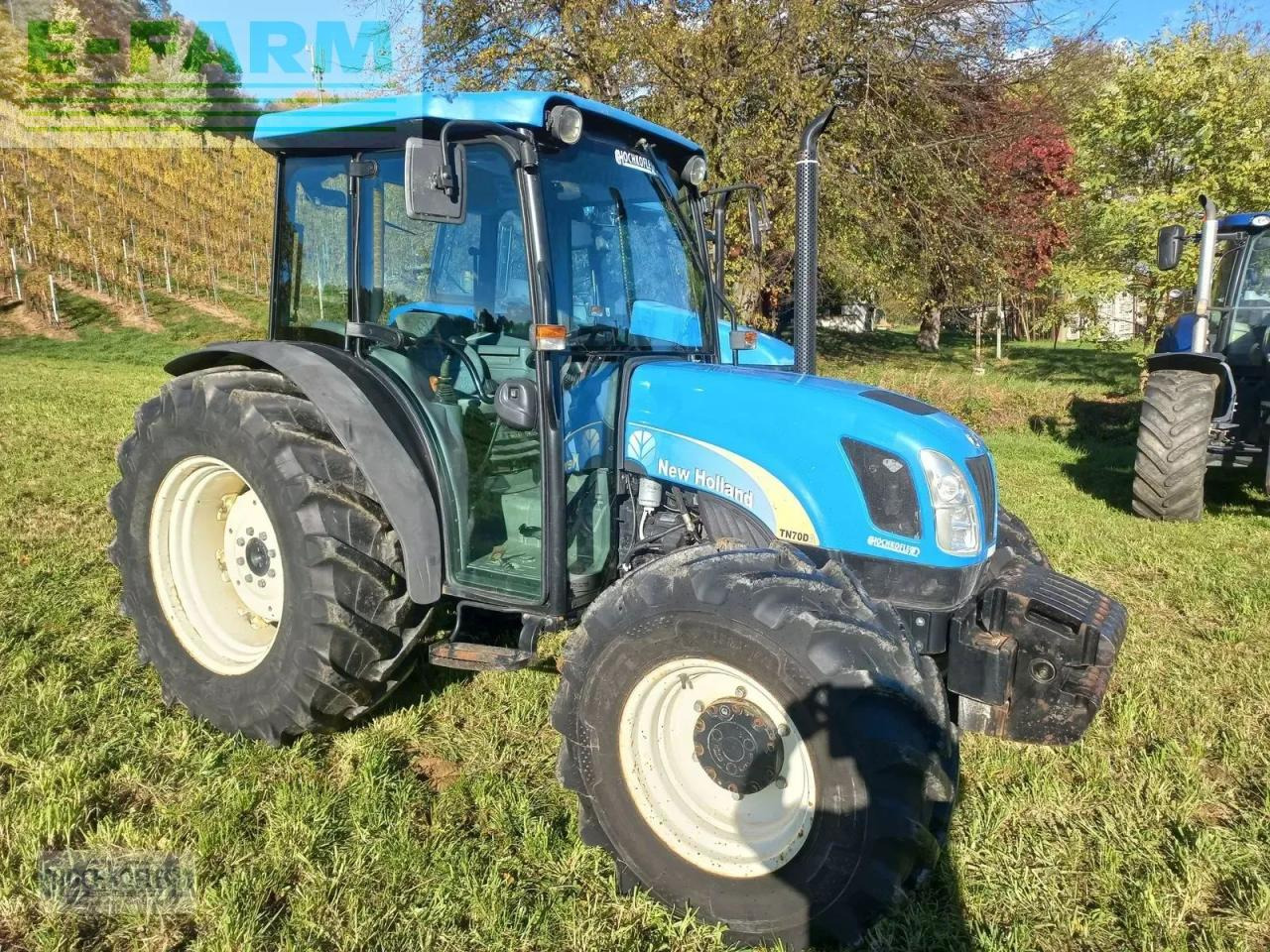New Holland tn-d 70 a D - Tracteur agricole: photos 2 New Holland tn-d 70 a D - Tracteur agricole: photos 2