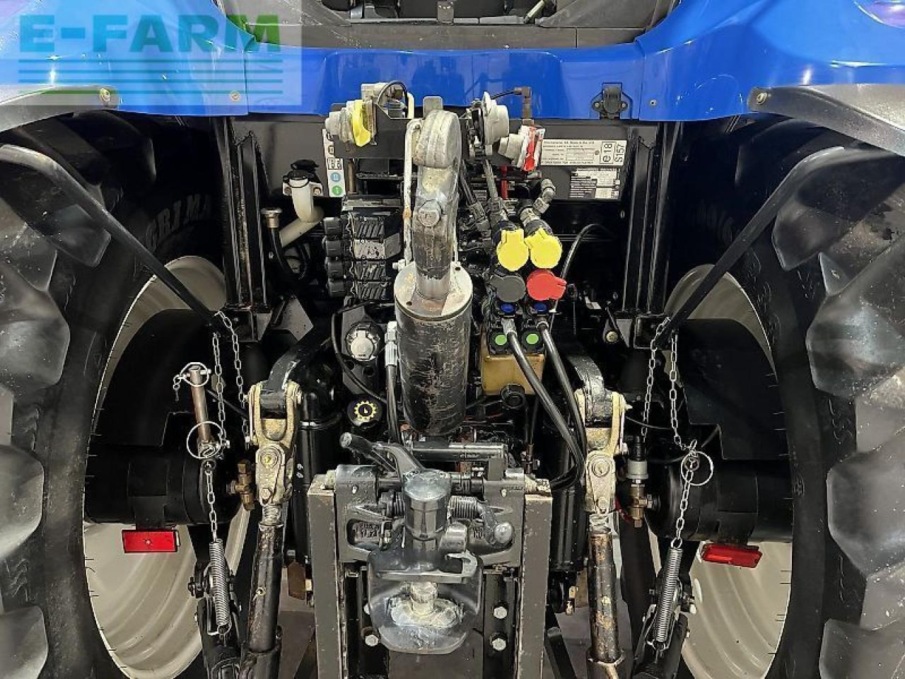 New Holland ts 115 - Tracteur agricole: photos 5 New Holland ts 115 - Tracteur agricole: photos 5