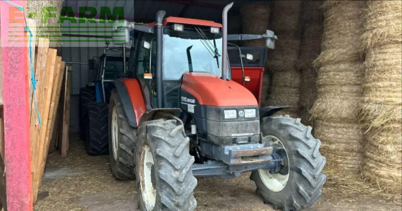 New Holland ts110 - Tracteur agricole: photos 2 New Holland ts110 - Tracteur agricole: photos 2