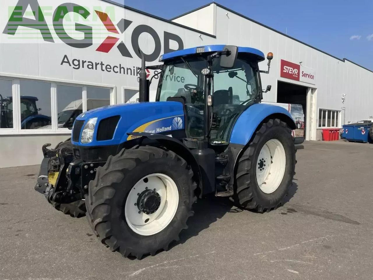 New Holland ts135a ( t6070) - Tracteur agricole: photos 1 New Holland ts135a ( t6070) - Tracteur agricole: photos 1