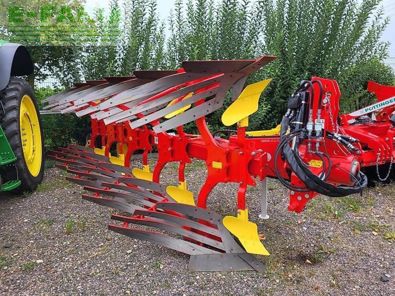 Pöttinger servo 45 m plus - fünfscharig (4+1/5) - Charrue: photos 1 Pöttinger servo 45 m plus - fünfscharig (4+1/5) - Charrue: photos 1