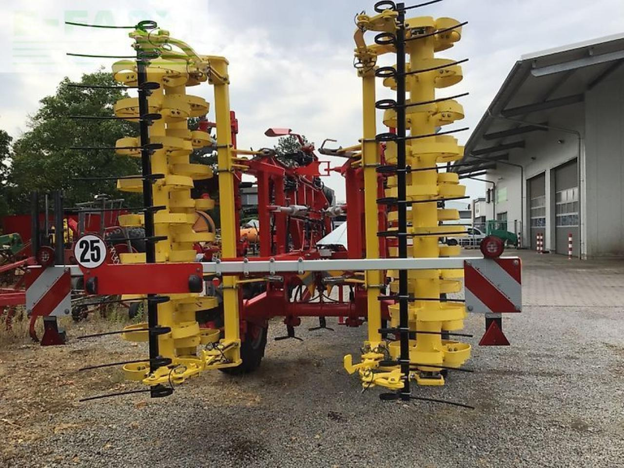 Pöttinger terria - Bineuse: photos 3 Pöttinger terria - Bineuse: photos 3