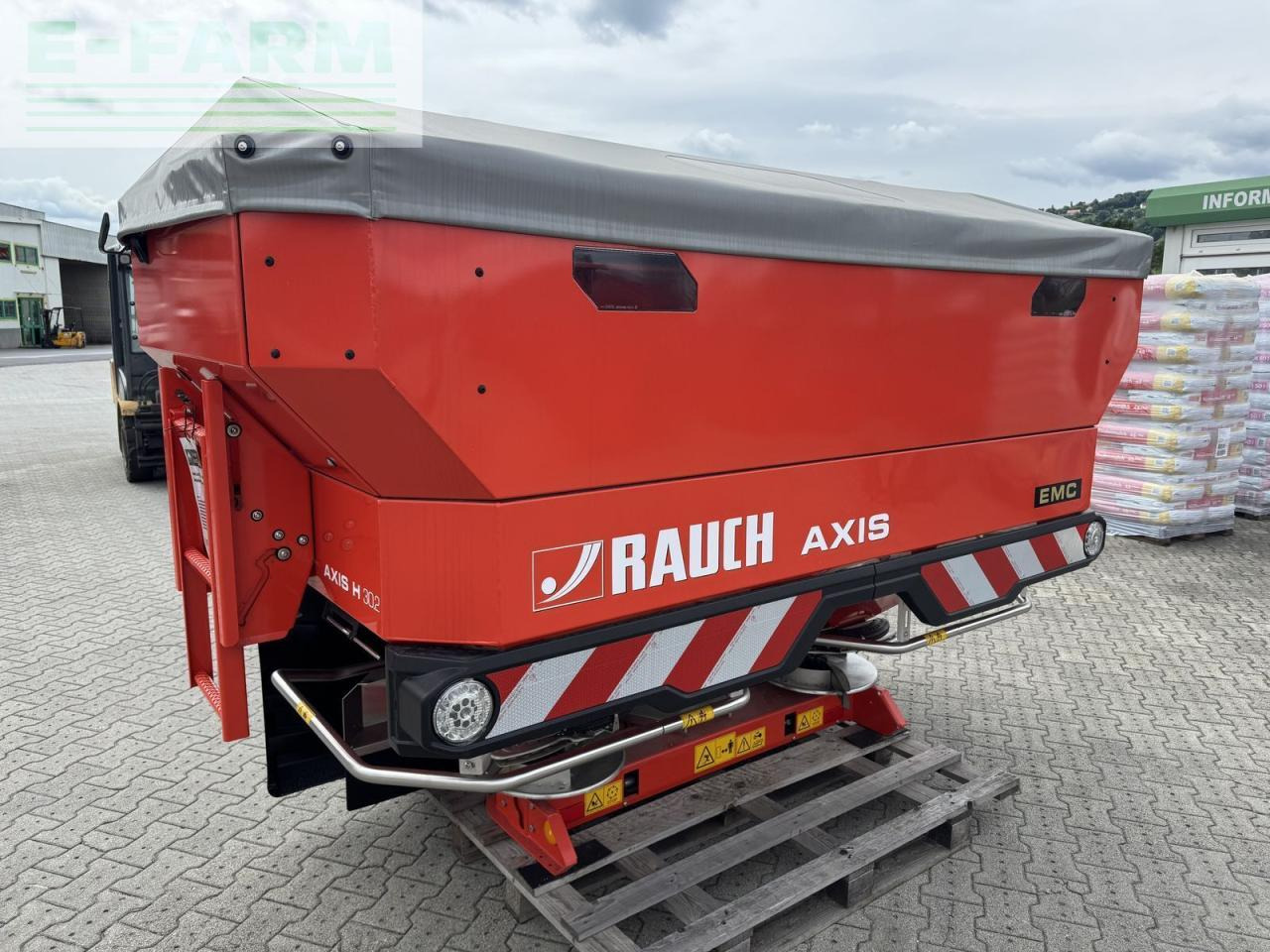 Rauch axis h 30.2 emc+w isobus - Distributeur d'engrais: photos 2 Rauch axis h 30.2 emc+w isobus - Distributeur d'engrais: photos 2