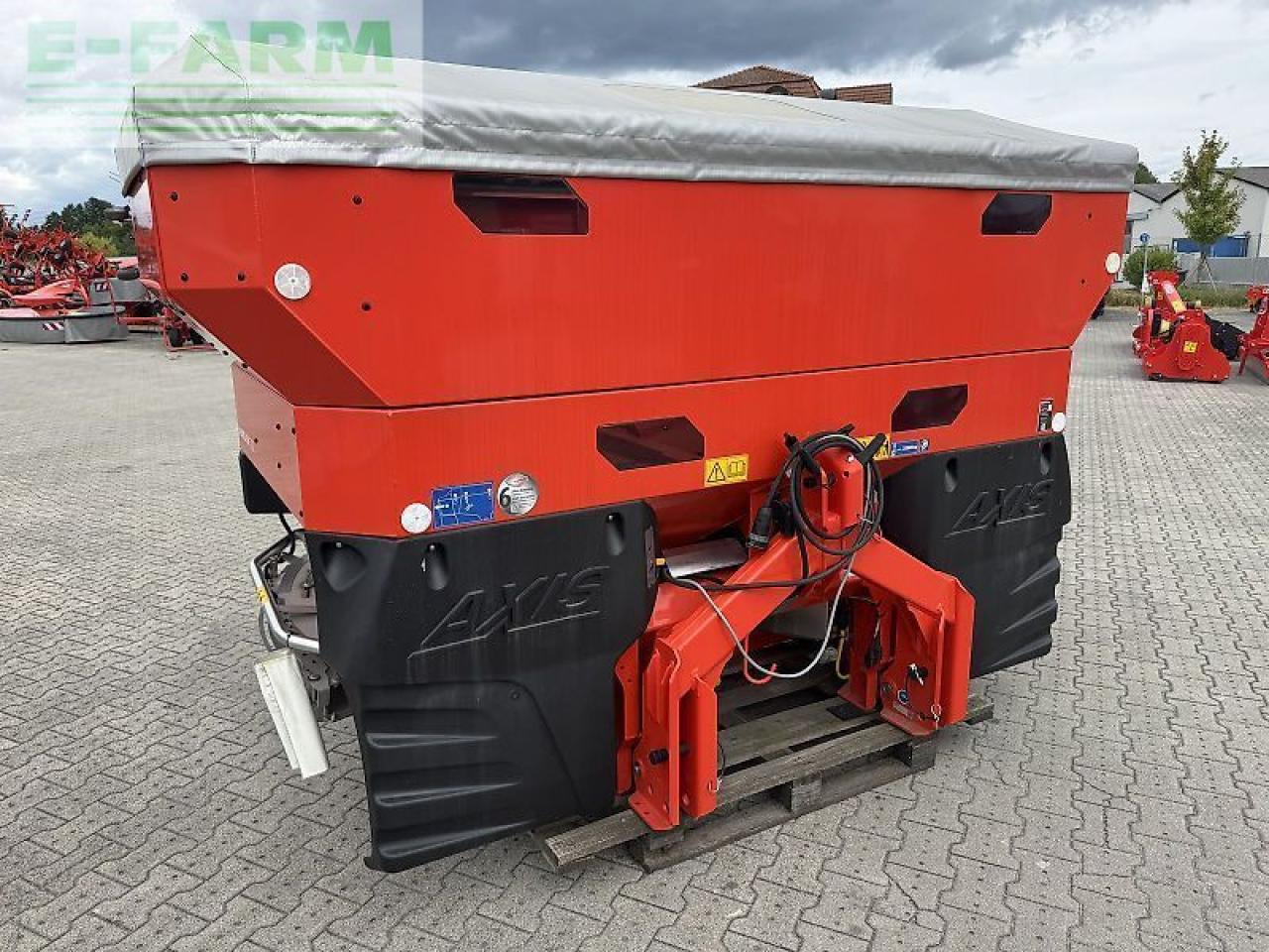 Rauch m 30.2 emc+w isobus - Distributeur d'engrais: photos 4 Rauch m 30.2 emc+w isobus - Distributeur d'engrais: photos 4