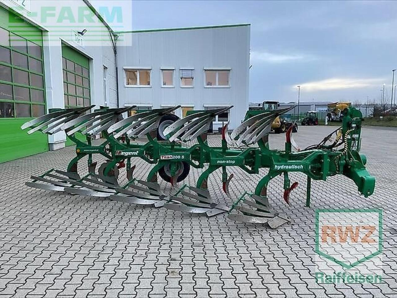 Regent titan 200 s - Charrue: photos 1 Regent titan 200 s - Charrue: photos 1